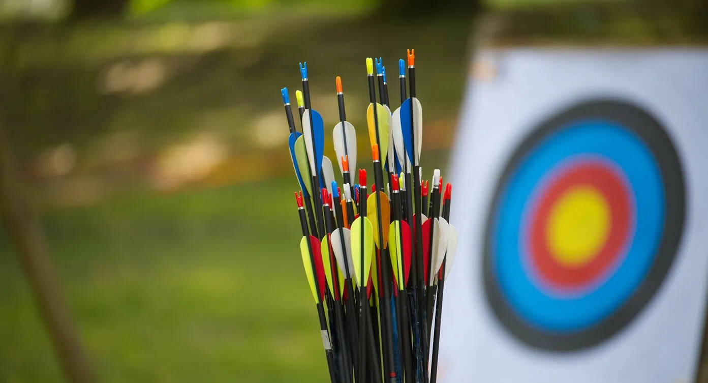 Field archery target