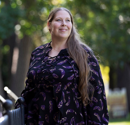 photo of Danielle Holmes